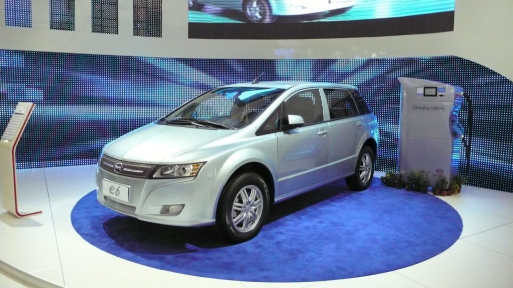 BYD e6